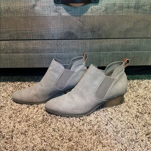 Dr. Scholl's Gray Ankle Booties with Elastic Panels